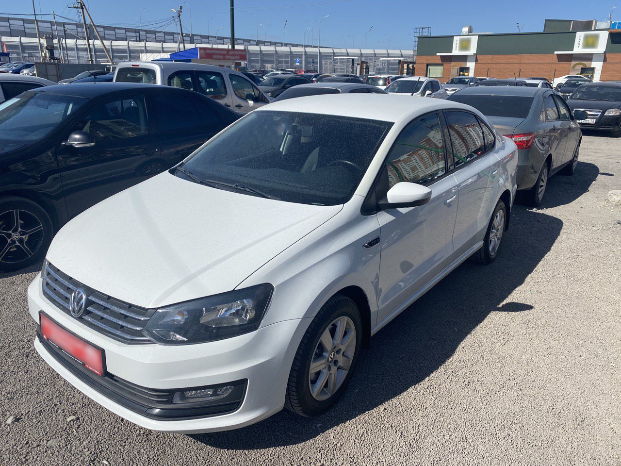 Прокат Volkswagen Polo в Перми без водителя - 2200 в день